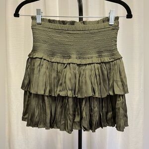 RESET AMORE RUFFLE SKIRT NWT Olive green | size medium